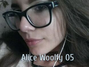 Alice_Woolfy_05