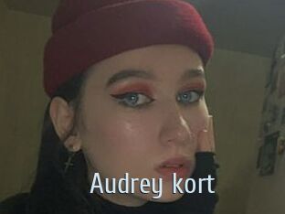 Audrey_kort