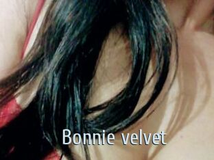 Bonnie_velvet