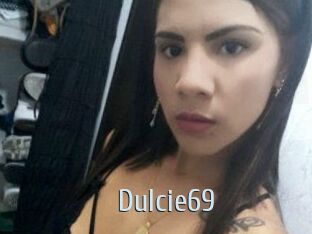 Dulcie_69