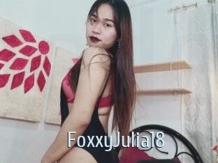 FoxxyJulia18