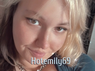 Hotemily69