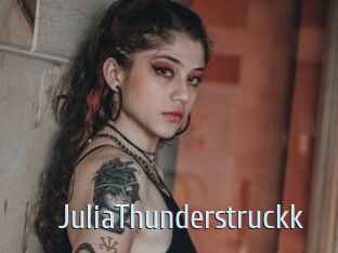 JuliaThunderstruckk