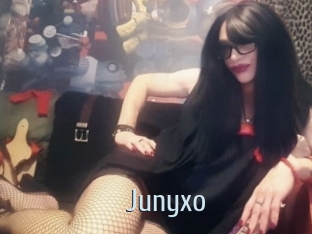 Junyxo