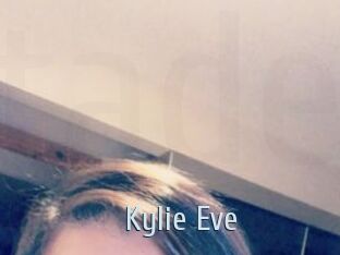 Kylie_Eve