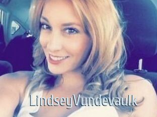 LindseyVundevaulk