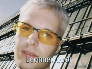 Leonnextdoor