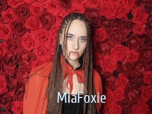 MiaFoxie