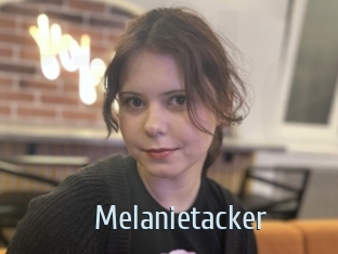 Melanietacker