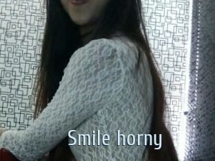 Smile_horny