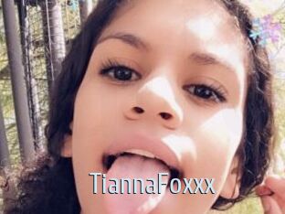 TiannaFoxxx