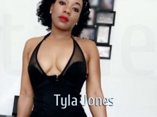 Tyla_Jones