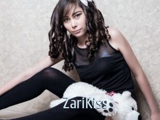 ZariKiss